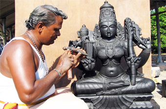 Best Hindu temple designer